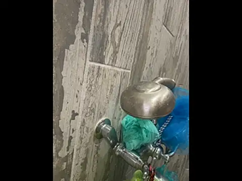 Snapshot of queenkelly1234 chatting on 22, 11, 2025 queenkelly1234 online show from 22, 11, 2025