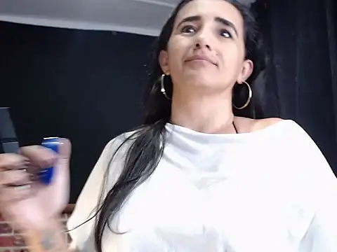 Lucyy Naugthy online show from 15, 10, 2025