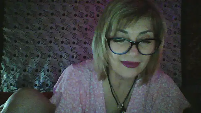 Lia Ray online show from 3, 12, 2025