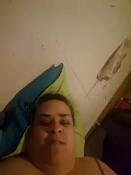 Snapshot of BigBusty_VoluptuousMilfX chatting on 4, 11, 2025 BigBusty VoluptuousMilfX online show from 4, 11, 2025