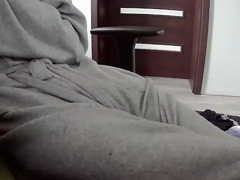 Snapshot of Batboy94 chatting on 23, 10, 2025 Batboy94 online show from 23, 10, 2025