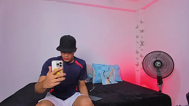 Snapshot of Axel_Cody_ chatting on 21, 11, 2025 Axel Cody online show from 21, 11, 2025