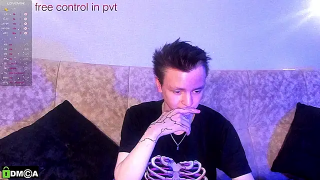 Logan mett online show from 22, 11, 2025