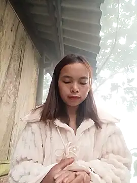 Snapshot of Nguyet2k4 chatting on 8, 2, 2026 Nguyet2k4 online show from 8, 2, 2026