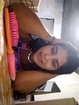 angie hott online show from 19, 12, 2025