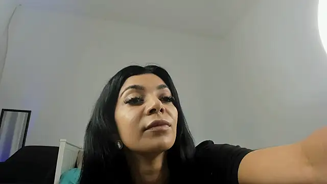 ReneeVoss online show from 6, 4, 2026