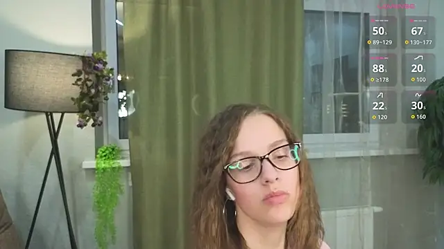 Snapshot of StephnieRecuparo chatting on 24, 10, 2025 StephnieRecuparo online show from 24, 10, 2025