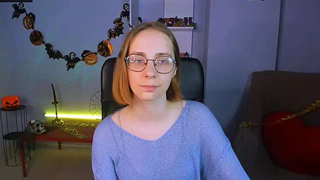 Snapshot of evalora_vei chatting on 26, 10, 2025 evalora vei online show from 26, 10, 2025