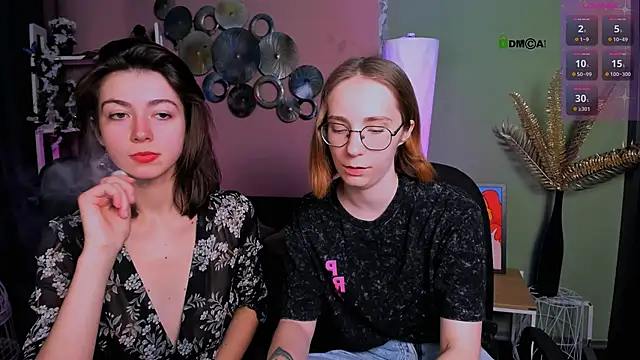 Snapshot of evalora_vei chatting on 22, 11, 2025 evalora vei online show from 22, 11, 2025