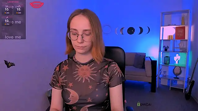 Snapshot of evalora_vei chatting on 28, 11, 2025 evalora vei online show from 28, 11, 2025