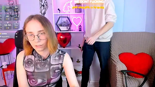 Snapshot of evalora_vei chatting on 30, 11, 2025 evalora vei online show from 30, 11, 2025