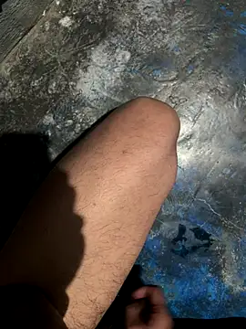 Snapshot of Frankiboy12 chatting on 8, 11, 2025 Frankiboy12 online show from 8, 11, 2025