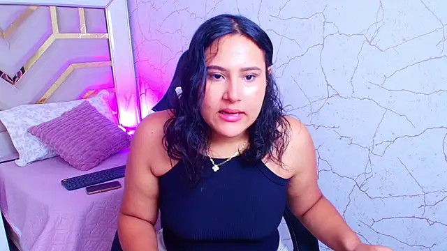 luna jonezz online show from 4, 11, 2025