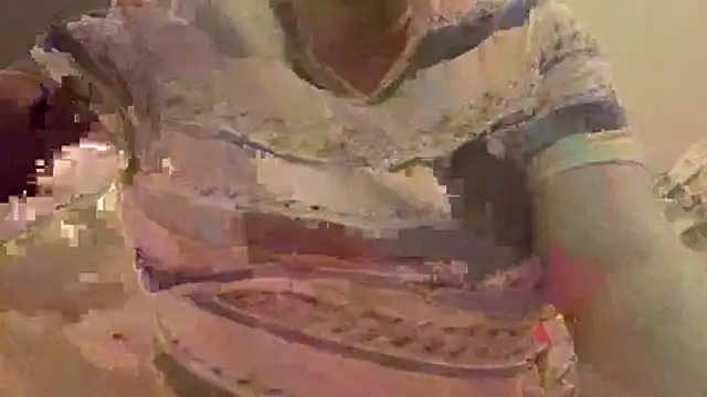 Snapshot of dadou85h chatting on 24, 10, 2025 dadou85h online show from 24, 10, 2025