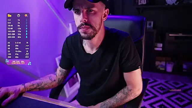 Snapshot of monsieurguitsxxx chatting on 23, 12, 2025 monsieurguitsxxx online show from 23, 12, 2025