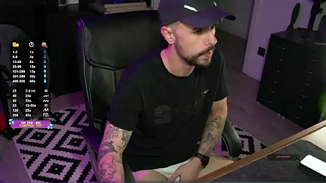 Snapshot of monsieurguitsxxx chatting on 12, 1, 2026 monsieurguitsxxx online show from 12, 1, 2026