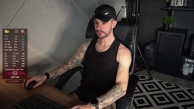 Snapshot of monsieurguitsxxx chatting on 16, 2, 2026 monsieurguitsxxx online show from 16, 2, 2026