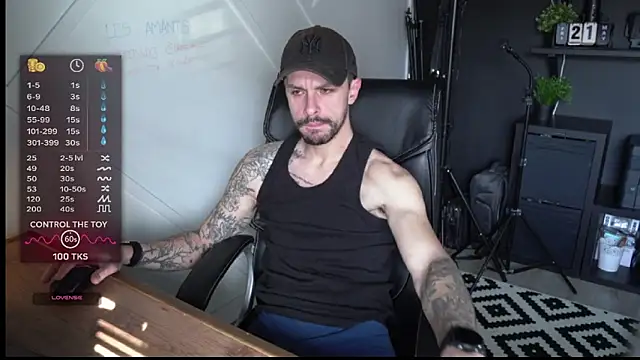 Snapshot of monsieurguitsxxx chatting on 26, 2, 2026 monsieurguitsxxx online show from 26, 2, 2026