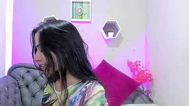 Snapshot of Laskhmi_ chatting on 27, 4, 2026 Laskhmi online show from 27, 4, 2026