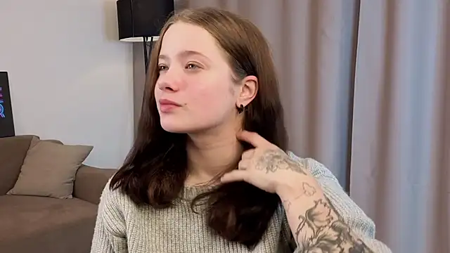 Snapshot of JonDatko chatting on 17, 10, 2025 JonDatko online show from 17, 10, 2025