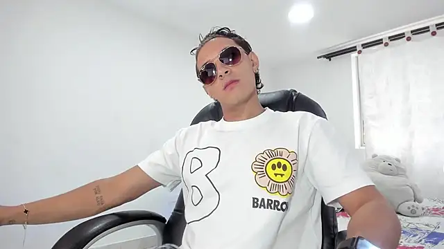 Snapshot of Hayden_Boy_ chatting on 16, 10, 2025 Hayden Boy online show from 16, 10, 2025