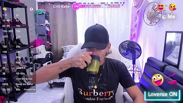 Snapshot of Hayden_Boy_ chatting on 2, 12, 2025 Hayden Boy online show from 2, 12, 2025