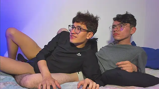 Snapshot of dani_angel_dark chatting on 6, 11, 2025 dani angel dark online show from 6, 11, 2025