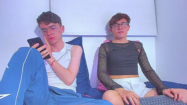 Snapshot of dani_angel_dark chatting on 29, 11, 2025 dani angel dark online show from 29, 11, 2025