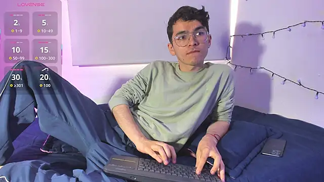 Snapshot of dani_angel_dark chatting on 14, 12, 2025 dani angel dark online show from 14, 12, 2025