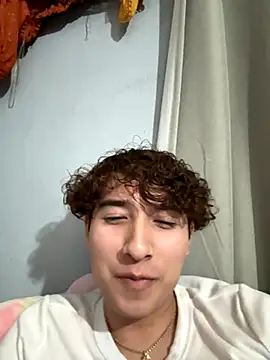 Snapshot of FresitAlexit0 chatting on 10, 11, 2025 FresitAlexit0 online show from 10, 11, 2025