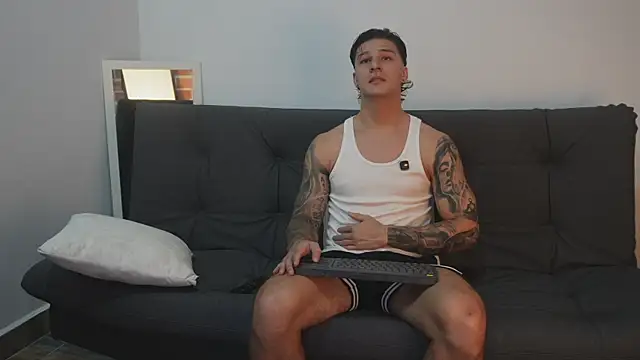 Dominick walker online show from 1, 11, 2025