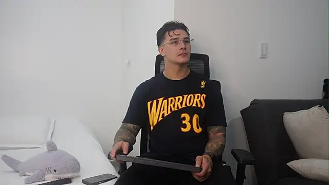 Dominick walker online show from 28, 7, 2026