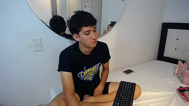 Snapshot of Dravith_Valery chatting on 23, 11, 2025 Dravith Valery online show from 23, 11, 2025