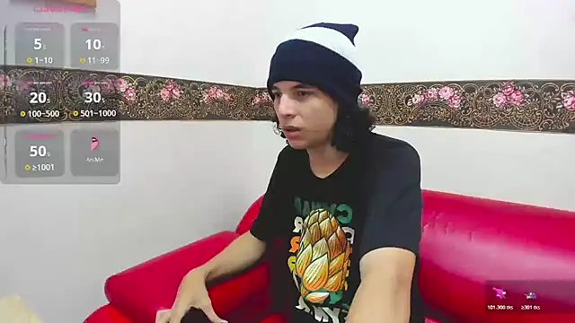 Snapshot of Mike_Miiller_ chatting on 21, 10, 2025 Mike Miiller online show from 21, 10, 2025