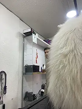 Snapshot of Leonardmoppet chatting on 2, 11, 2025 Leonardmoppet online show from 2, 11, 2025