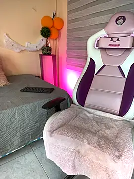 Meggie  online show from 4, 11, 2025