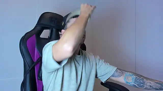 Mike montoya01 online show from 5, 12, 2025