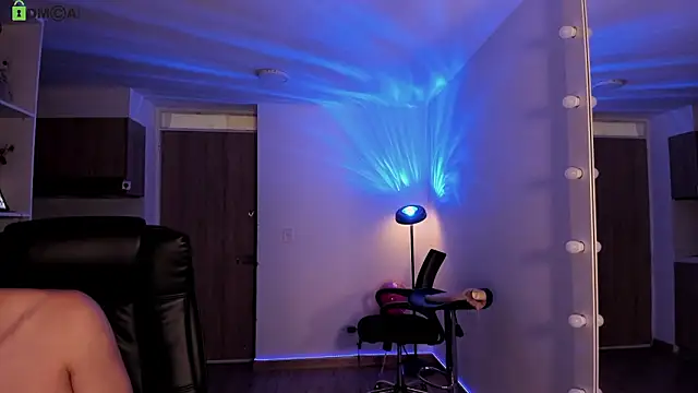 Snapshot of Mikeyvioleta_ chatting on 19, 2, 2026 Mikeyvioleta online show from 19, 2, 2026