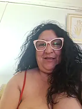 Snapshot of Caritovivi chatting on 16, 10, 2025 Caritovivi online show from 16, 10, 2025