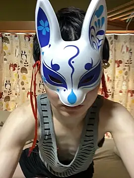 Snapshot of MARON_fg chatting on 13, 5, 2026 MARON fg online show from 13, 5, 2026