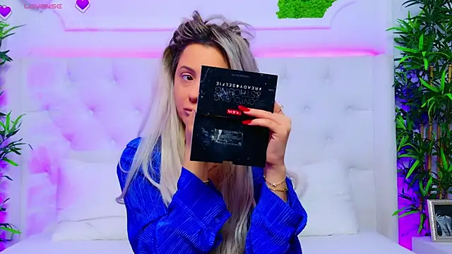 AriannaSins online show from 7, 11, 2025