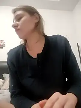 Snapshot of SandyCassie chatting on 30, 11, 2025 SandyCassie online show from 30, 11, 2025