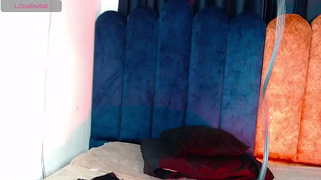 antonella rosecs online show from 4, 3, 2026