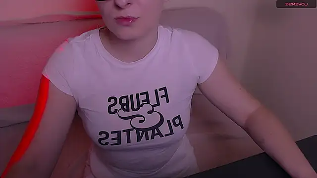 AllaLeomz online show from 2, 12, 2025