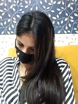 Snapshot of Jyoti-Love-143 chatting on 11, 7, 2026 Jyoti-Love-143 online show from 11, 7, 2026