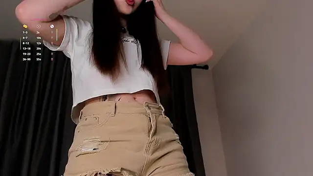 NadiaGnegy online show from 27, 10, 2025