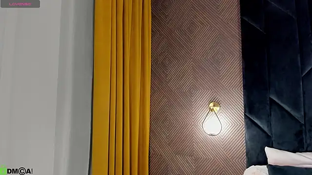 Vanessa River online show from 17, 10, 2025