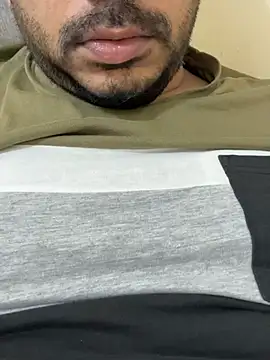 Snapshot of Handsome8677 chatting on 11, 1, 2026 Handsome8677 online show from 11, 1, 2026