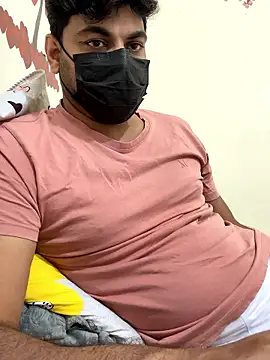 Snapshot of Handsome8677 chatting on 14, 1, 2026 Handsome8677 online show from 14, 1, 2026