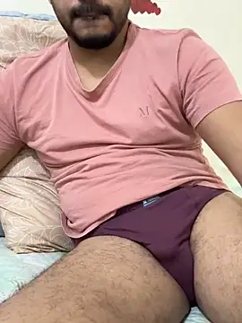 Snapshot of Handsome8677 chatting on 14, 2, 2026 Handsome8677 online show from 14, 2, 2026